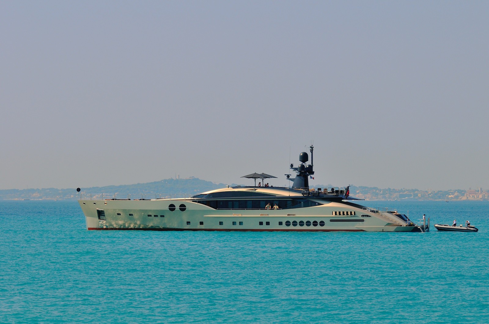 DB9 Yacht Charter Details, Palmer Johnson | CHARTERWORLD Luxury Superyachts